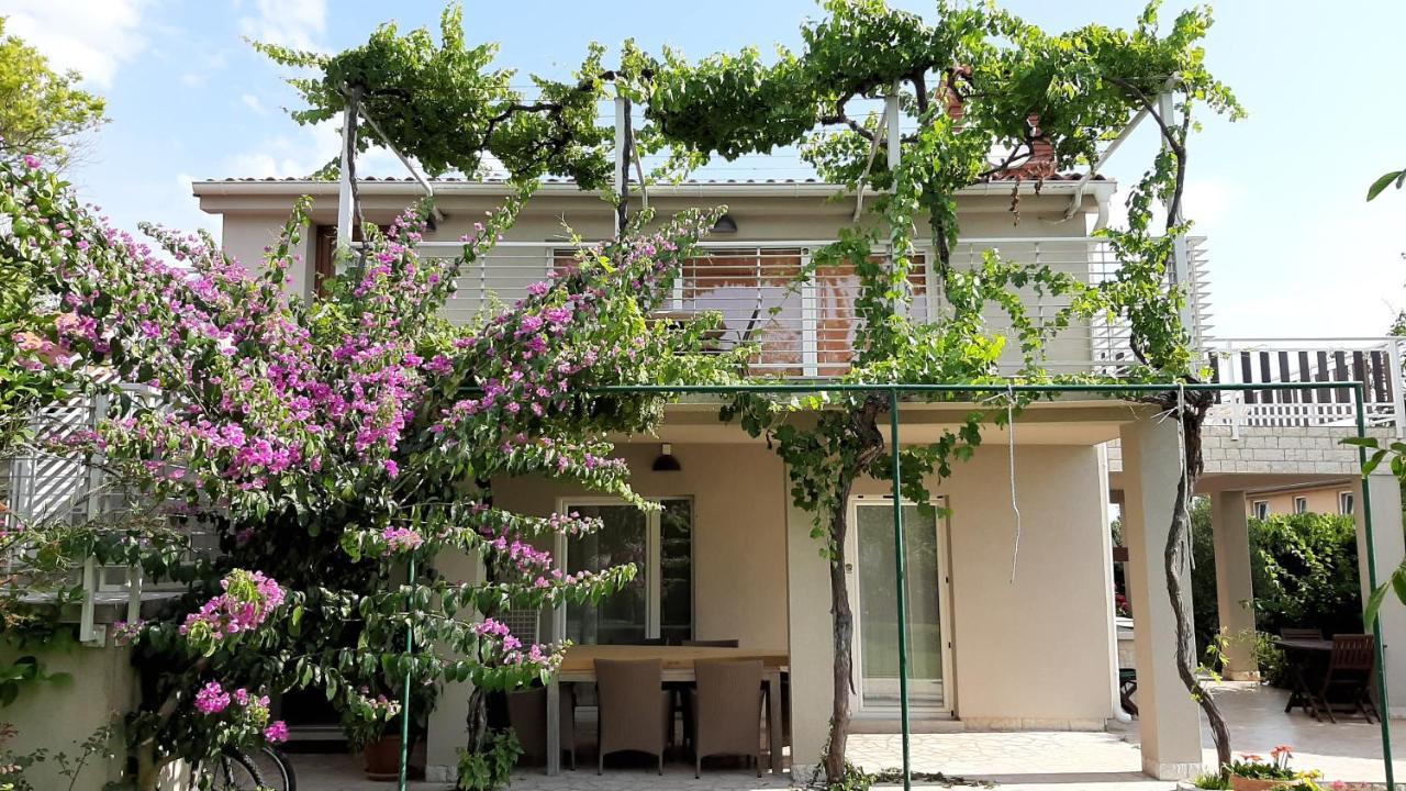 Haus Mirela Apartment Liznjan
